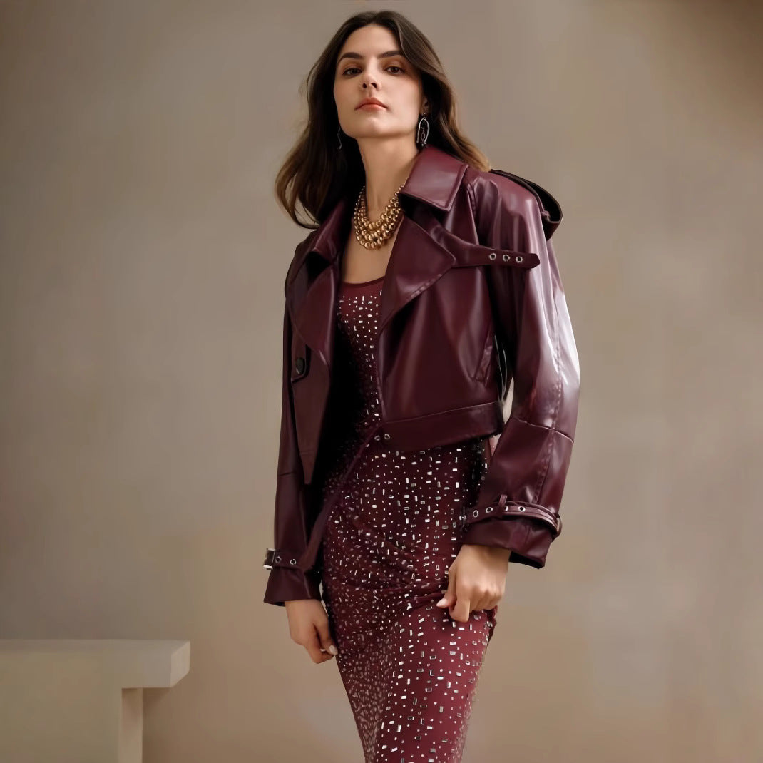 Damer modig Bikerjacka i trendig Cropped-stil Mirla-Eva Jonsson