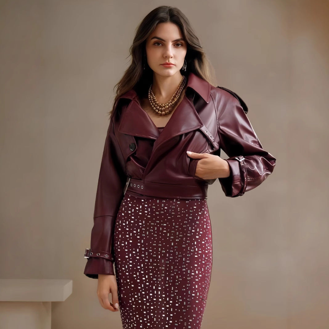 Damer modig Bikerjacka i trendig Cropped-stil Mirla-Eva Jonsson