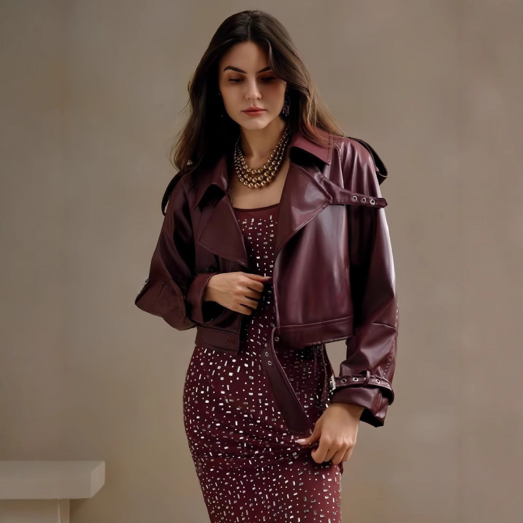 Damer modig Bikerjacka i trendig Cropped-stil Mirla-Eva Jonsson