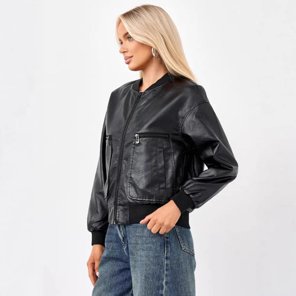 Damer modig bikerjacka med strukturerad design och praktiska fickor Mirla-Eva Jonsson