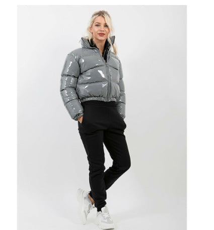 Damer modig kort quiltad jacka med glänsande finish Mirla-Eva Jonsson