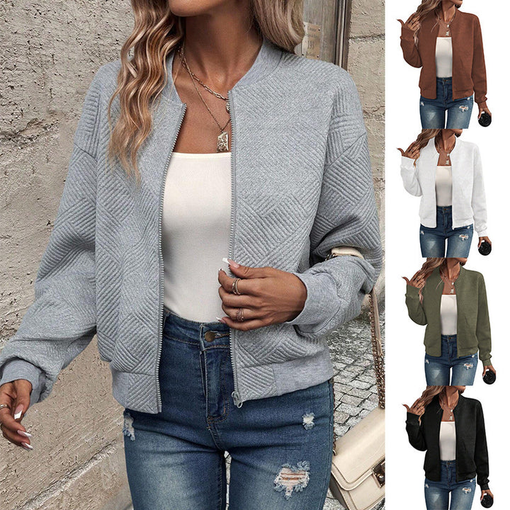 Damer modig sweatjacka med strukturerad design och praktiska dragkedjefickor Mirla-Eva Jonsson