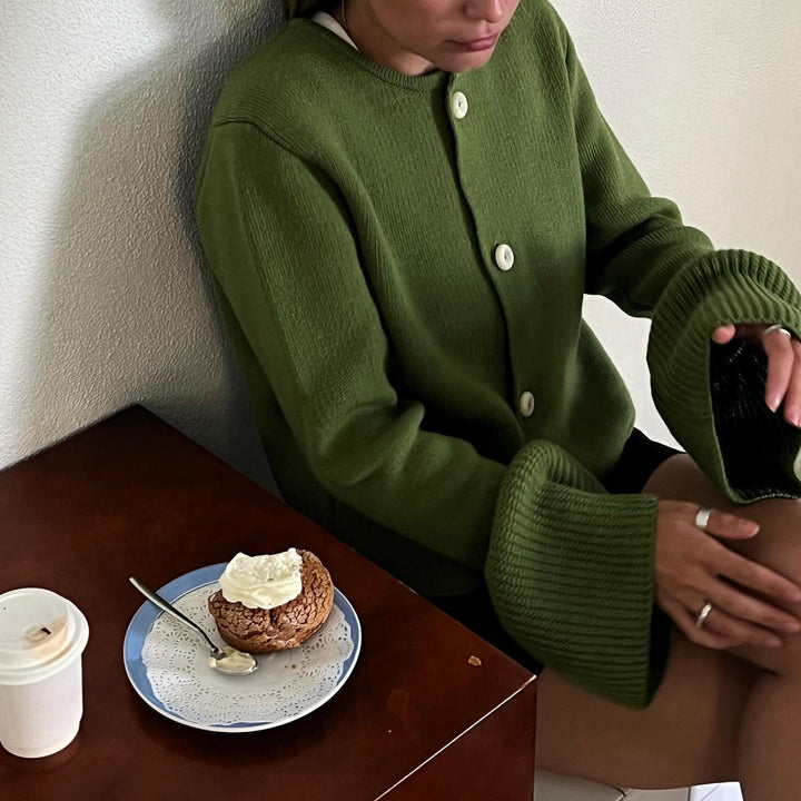 Damer modiga cardigan med utstickande ärmar Mirla-Eva Jonsson