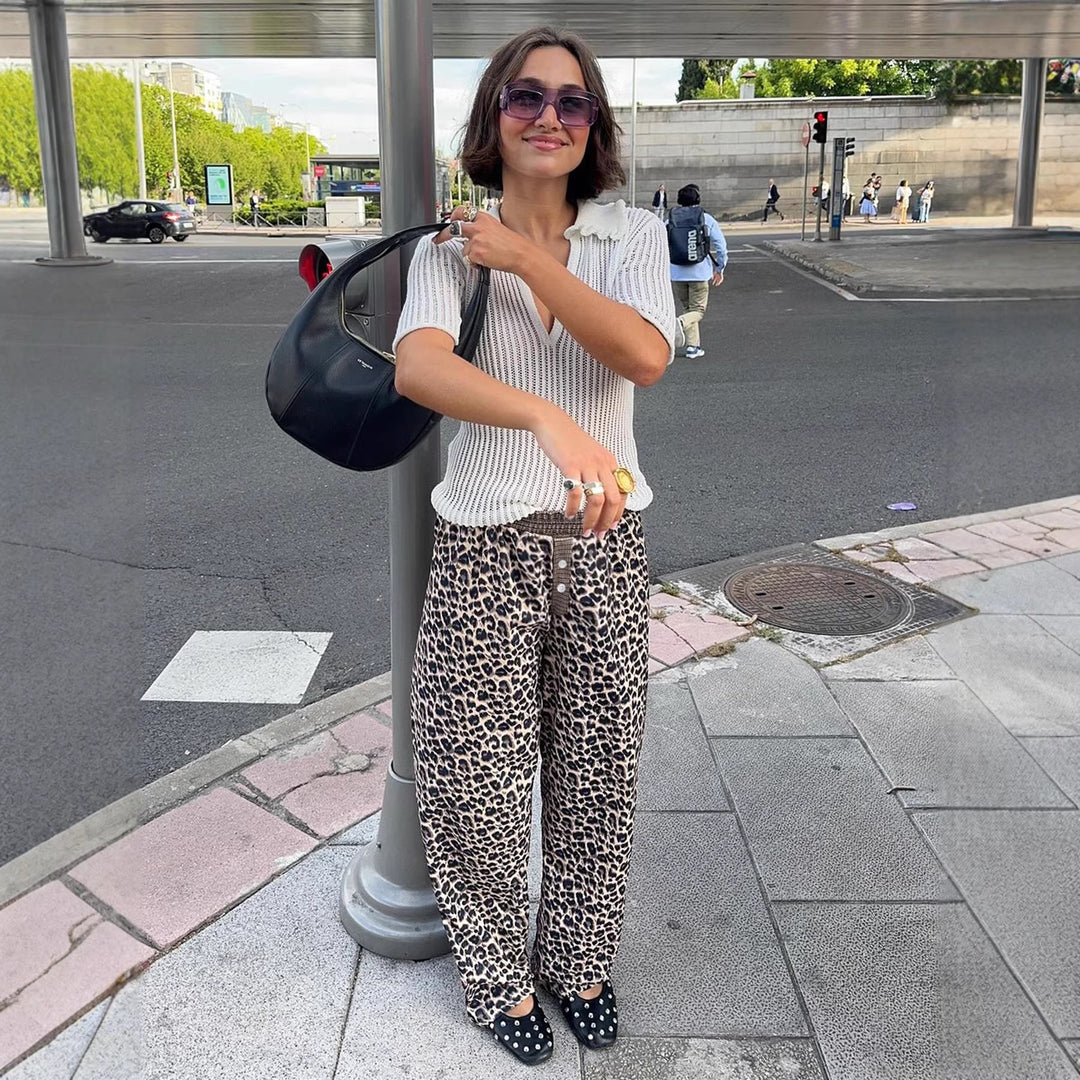 Damer modiga leopardbyxor med elastisk midja Mirla-Eva Jonsson