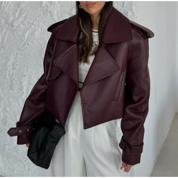 Damer modisch Bikerjacka i oversized stil med volymärmar Mirla-Eva Jonsson
