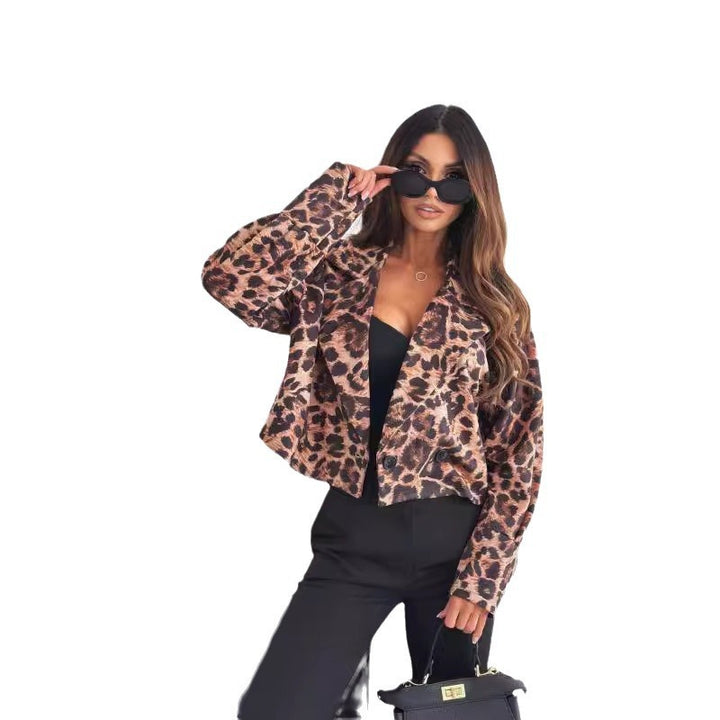 Damer modisch jacka med leopardmönster och croppad skärning Eva Jonsson-Eva Jonsson