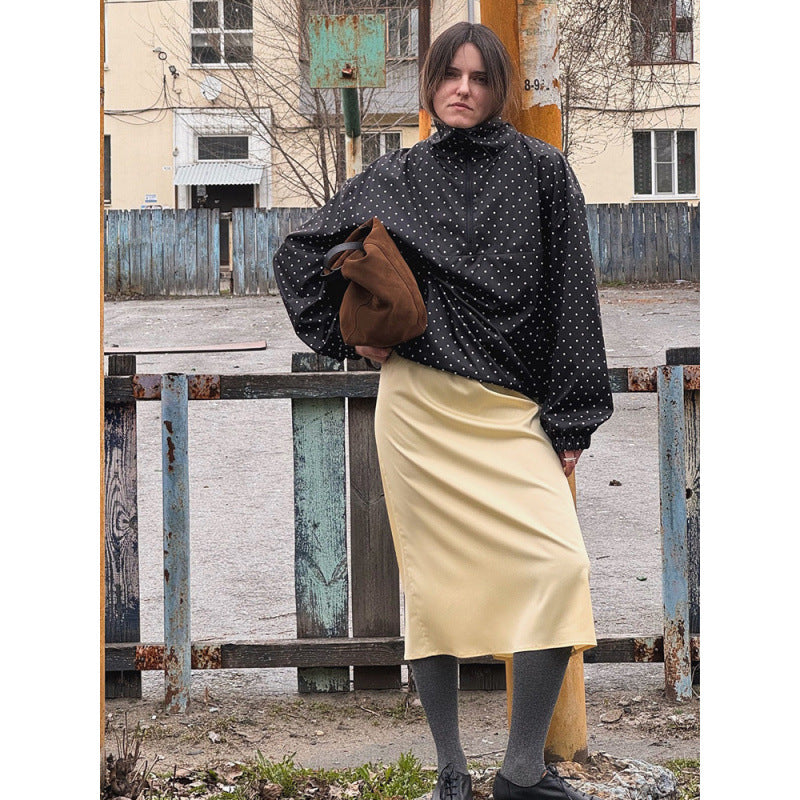 Damer modische oversized jacka med prickar Mirla-Eva Jonsson