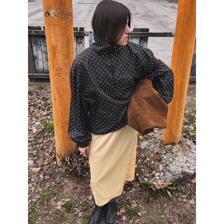 Damer modische oversized jacka med prickar Mirla-Eva Jonsson