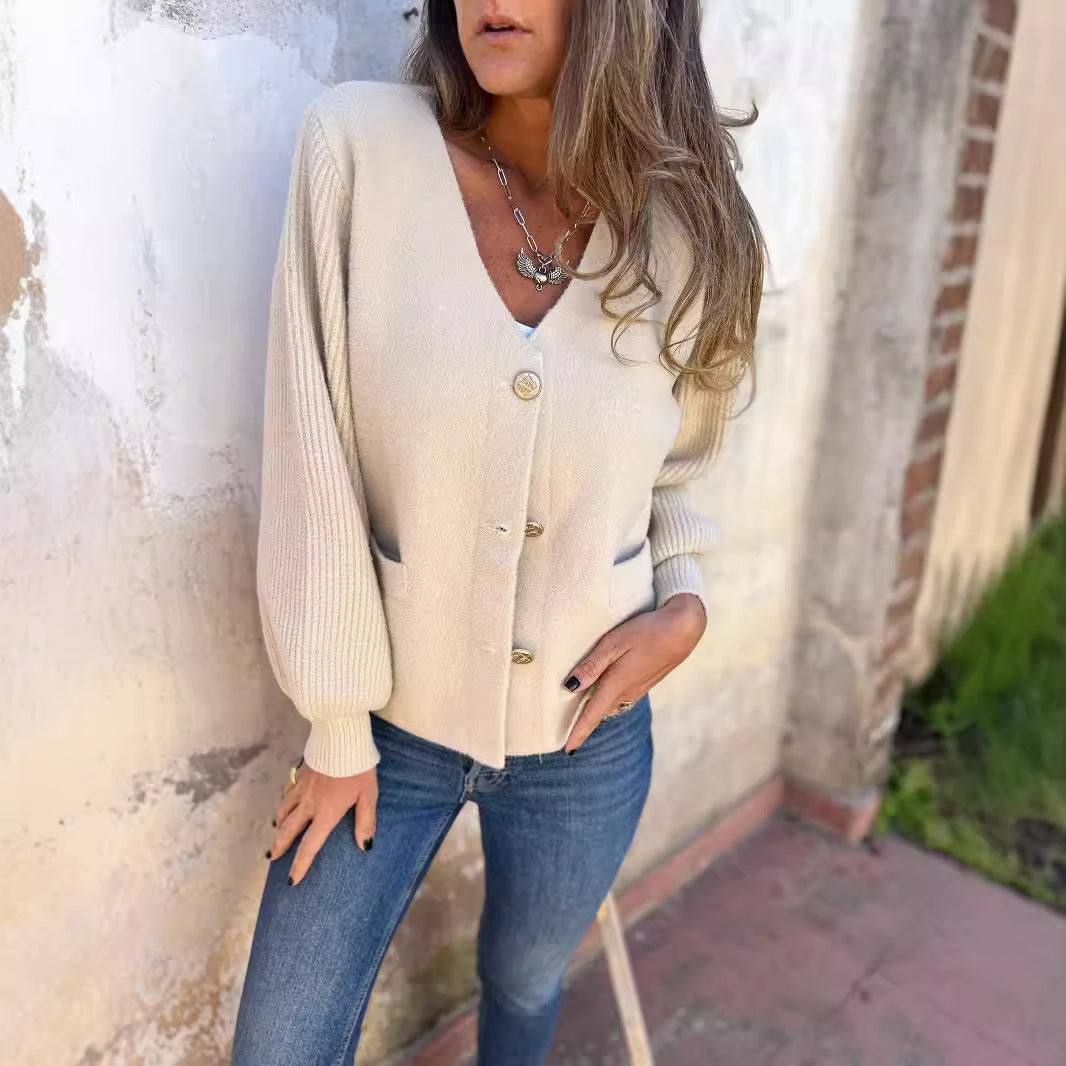 Damer modisk cardigan med knäppdetaljer och fickor Mirla-Eva Jonsson