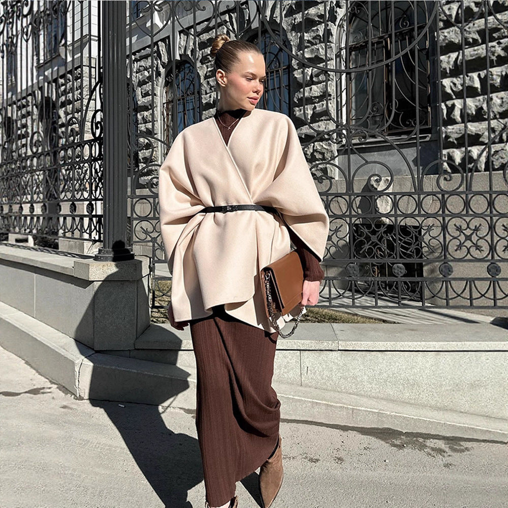 Damer modiskt Capeshirt med asymmetrisk design Mirla-Eva Jonsson