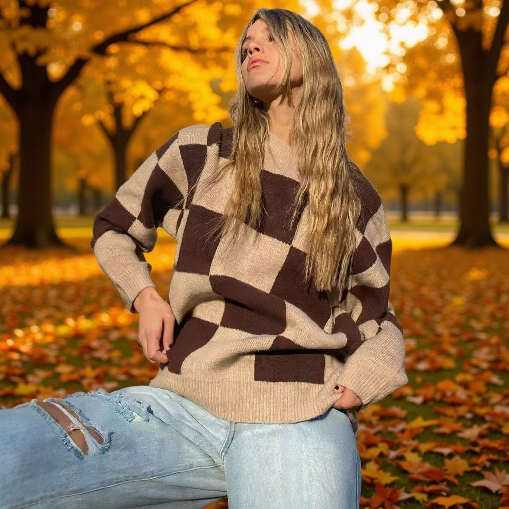 Damer mönstrad stickad tröja med oversized passform och bekväm rund hals Mirla-Eva Jonsson