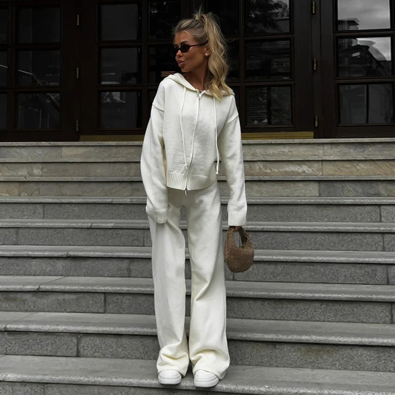 Damer mysig Sweater-byxkombination med mjukt material och hoodie Mirla-Eva Jonsson