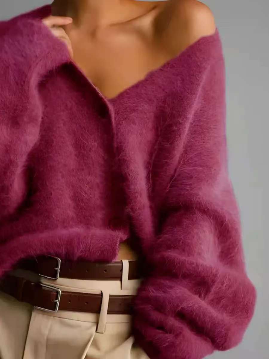 Damer mysig cardigan i mohairmix med V-hals och knappdetaljer Mirla-Eva Jonsson