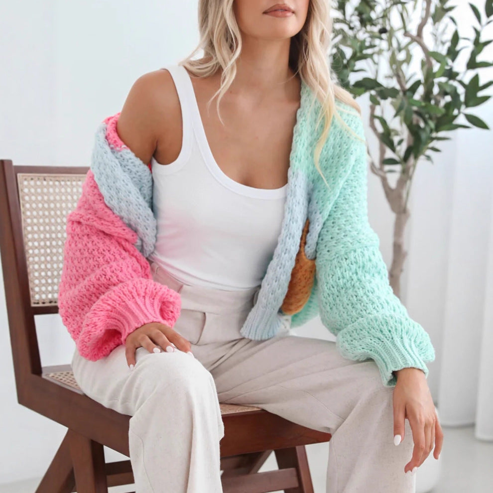 Damer mysig cardigan med oversized ärmar och färgkombination Mirla-Eva Jonsson