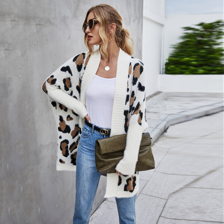 Damer mysig cardigan med trendigt leopardmönster Mirla-Eva Jonsson