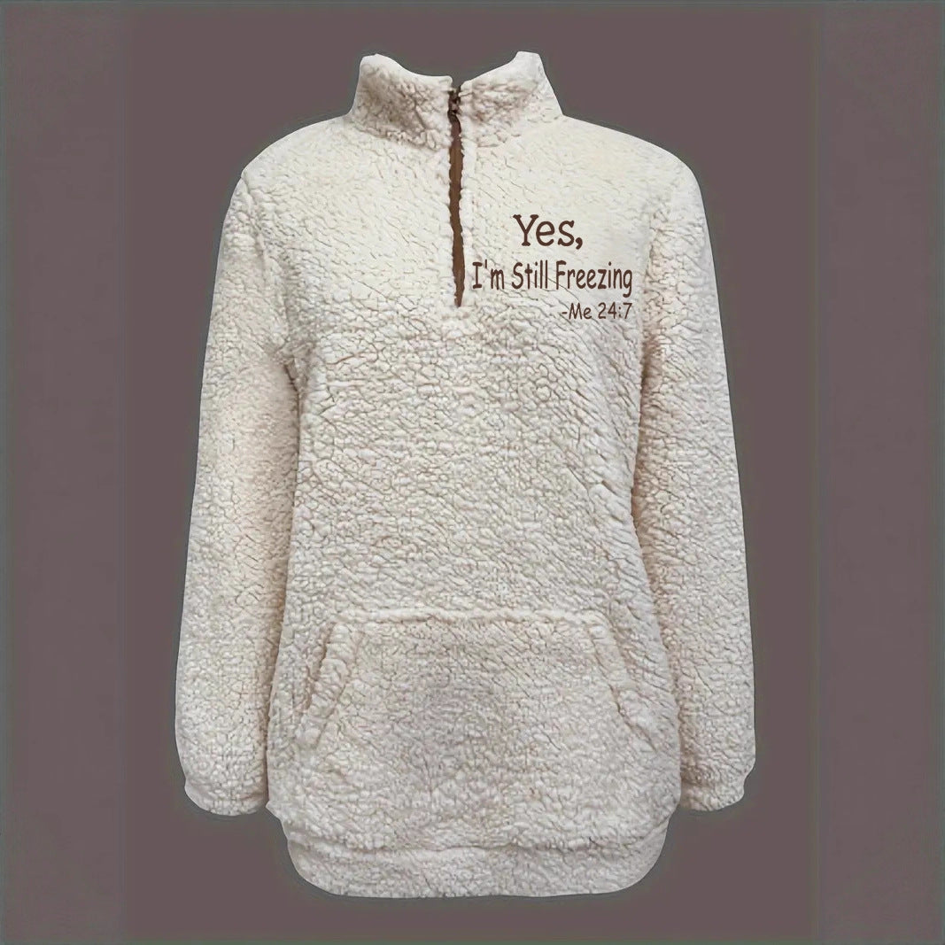 Damer mysig fleece-pullover med kort dragkedja och originell text Mirla-Eva Jonsson
