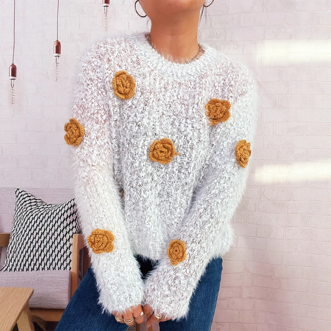 Damer mysig, fluffig tröja med lekfulla blomapplikationer Eva Jonsson-Eva Jonsson
