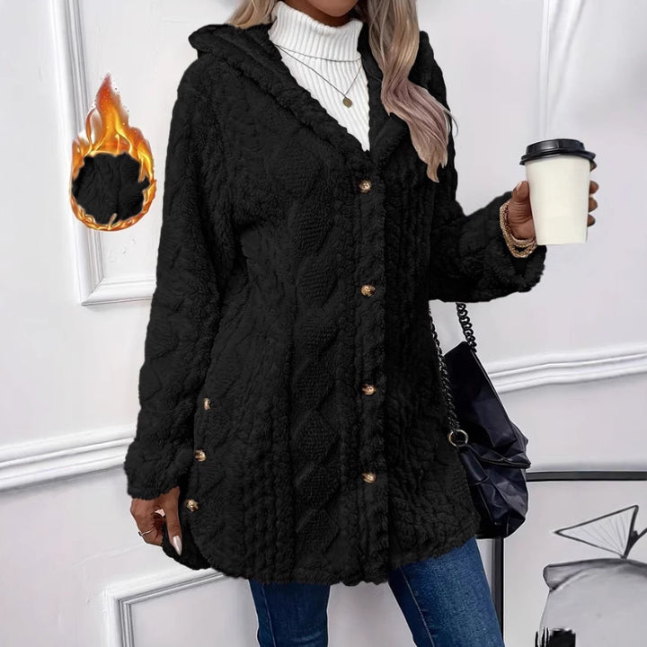Damer mysig oversized-kappa med huva och knappslå Mirla-Eva Jonsson
