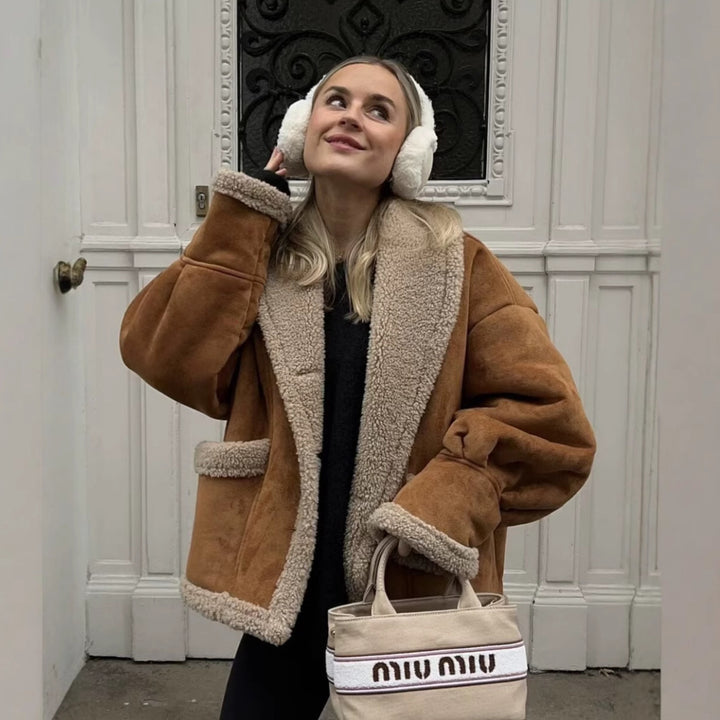Damer mysig snittjacka med teddyfur detaljer Eva Jonsson-Eva Jonsson