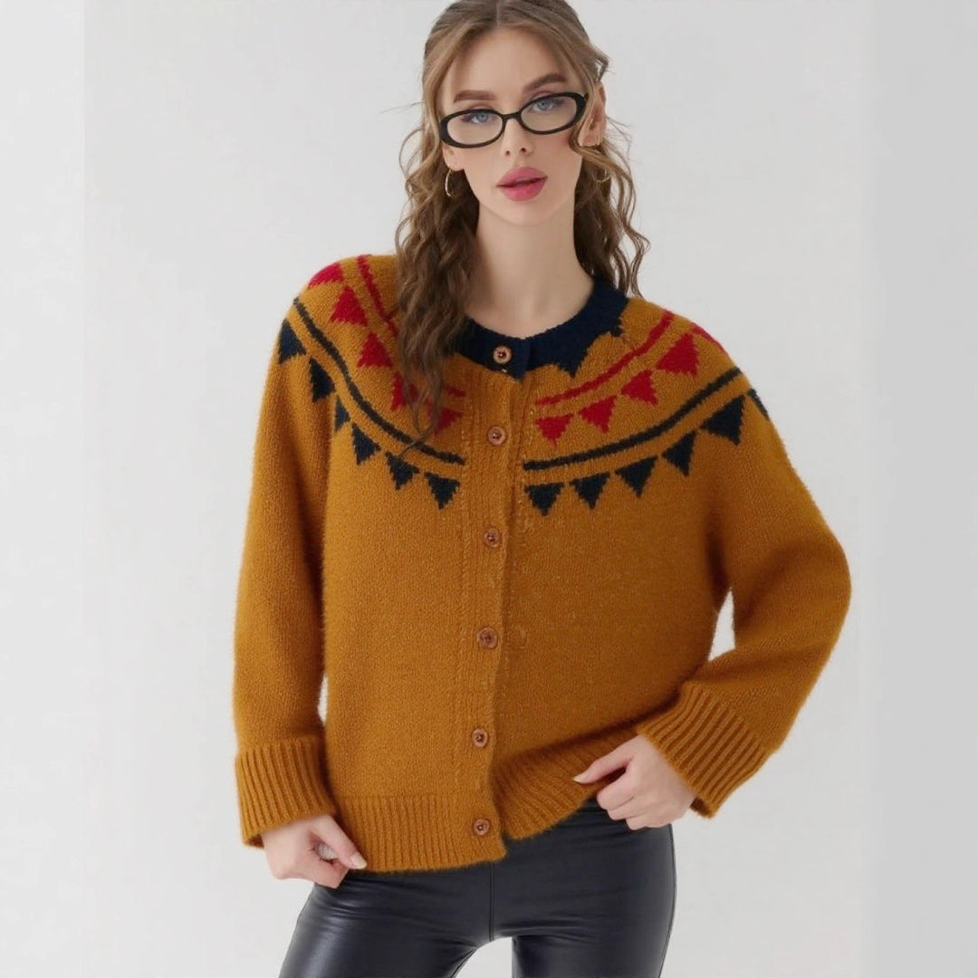 Damer mysig stickad cardigan med grafiskt norskt mönster och träknappdetaljer Mirla-Eva Jonsson