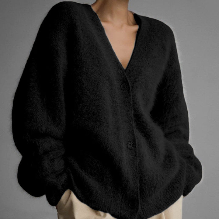 Damer mysig stickad jacka med oversized passform och stora knappar Mirla-Eva Jonsson