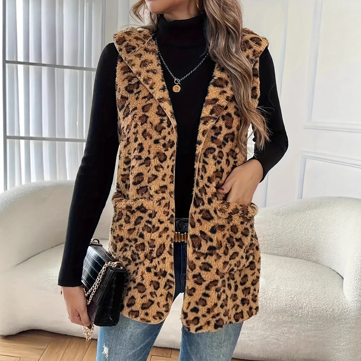 Damer mysig väst med huva och leopardmönster Mirla-Eva Jonsson
