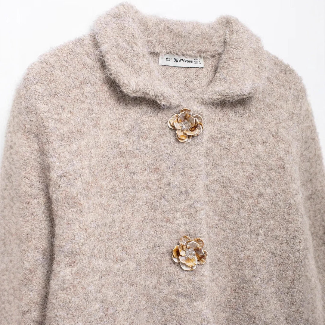 Damer mysiga och lyxiga teddyjacka med eleganta knapprar detaljer Mirla-Eva Jonsson