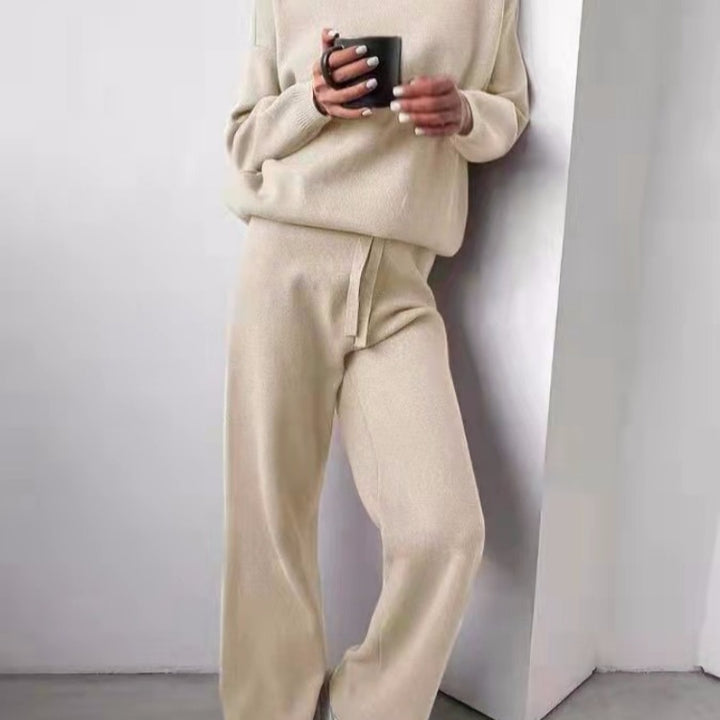Damer mysiga stickade loungewear-set med vida byxor och elegant rundhalsringning Mirla-Eva Jonsson
