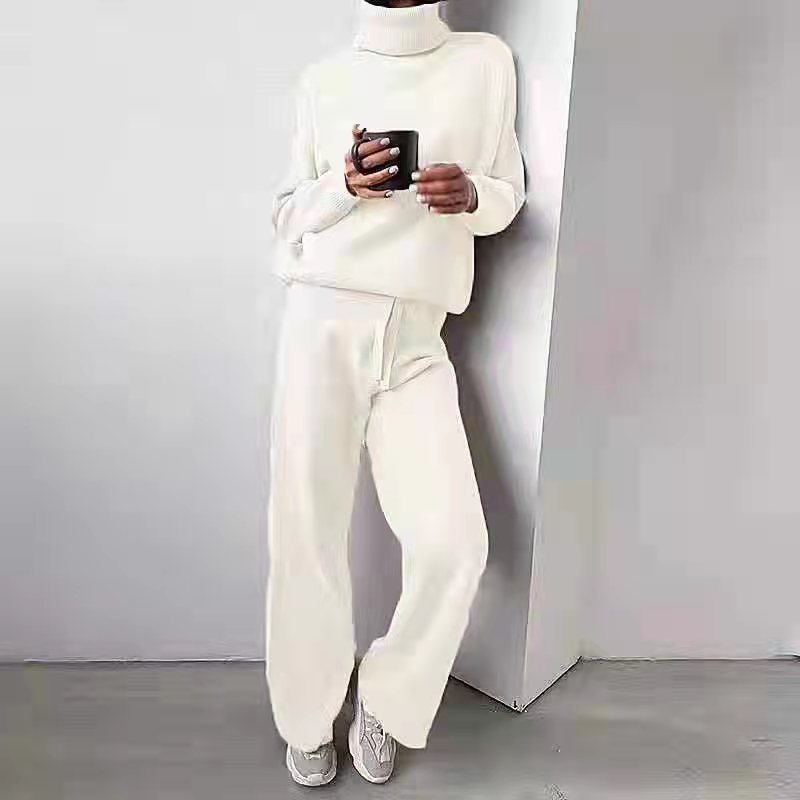 Damer mysiga stickade loungewear-set med vida byxor och elegant rundhalsringning Mirla-Eva Jonsson