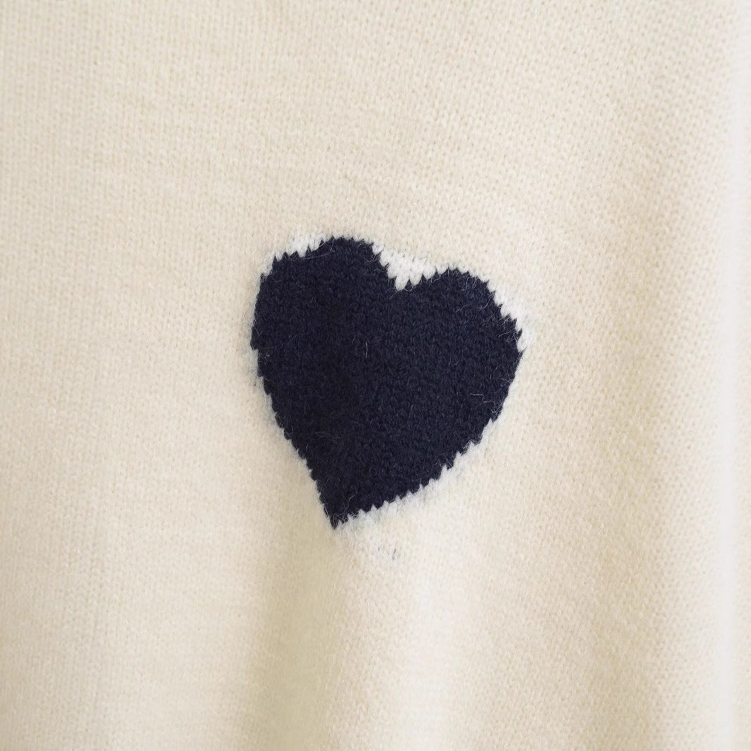 Damer mysigt cropped sweatshirt med hjärtapplikation Mirla-Eva Jonsson