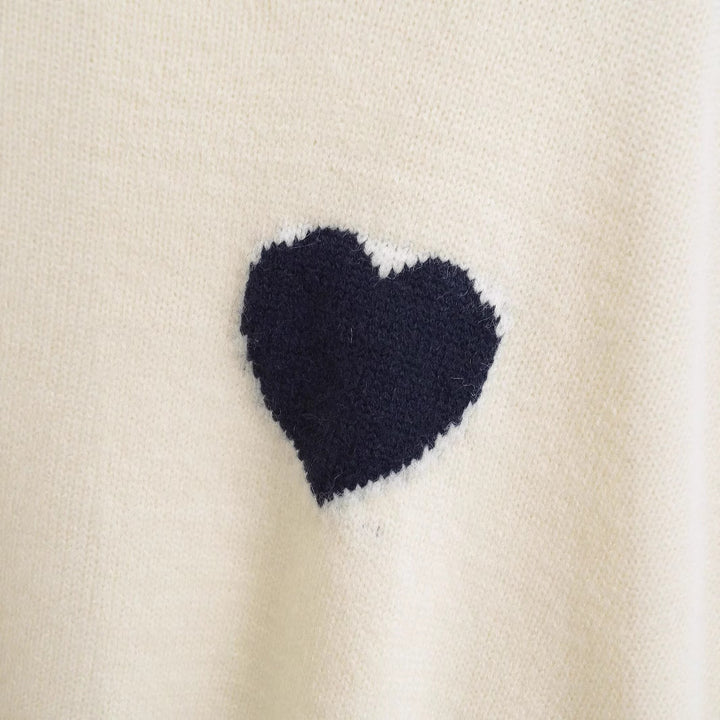 Damer mysigt cropped sweatshirt med hjärtapplikation Mirla-Eva Jonsson