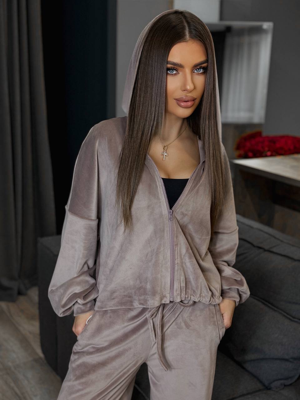 Damer mysigt velour lounge set med lös passform Mirla-Eva Jonsson