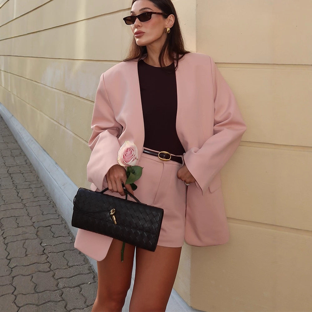 Damer oversized Blazerjacka i minimalistisk design Mirla-Eva Jonsson