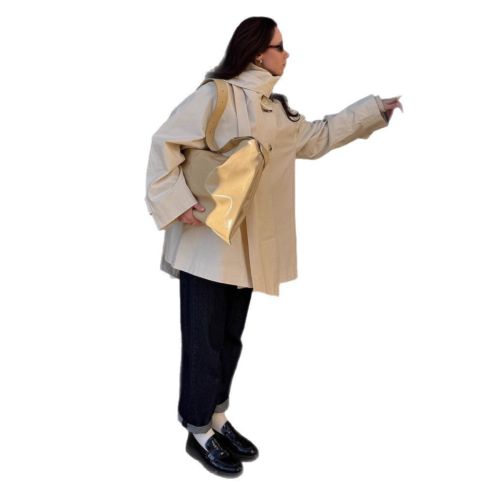 Damer oversized Cabanjacka med praktiska knappar och modern ståkrage Mirla-Eva Jonsson