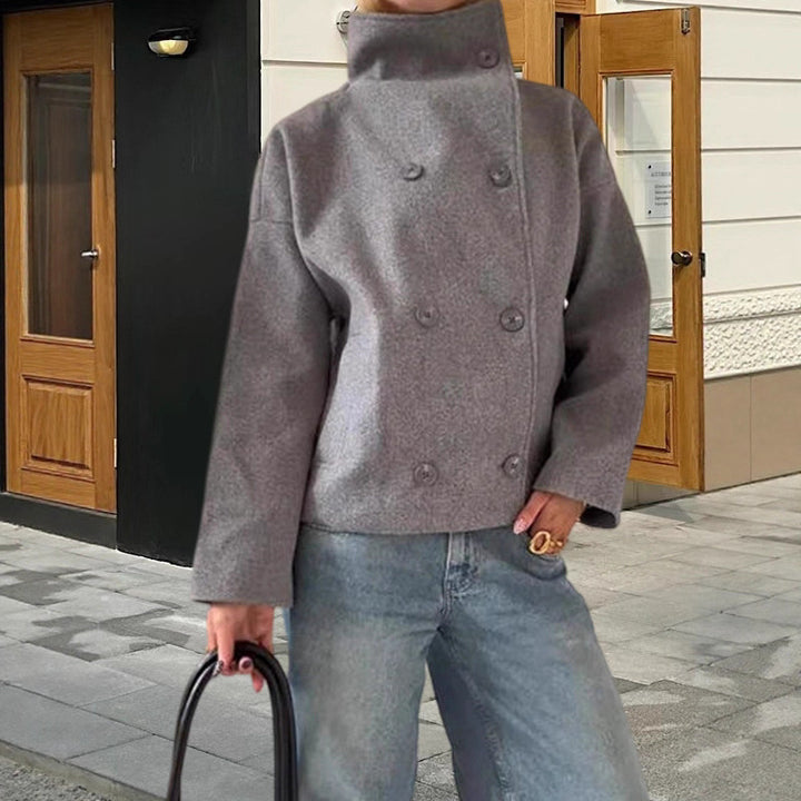 Damer oversized Cropped-jacka med hög krage och originell ärm Mirla-Eva Jonsson