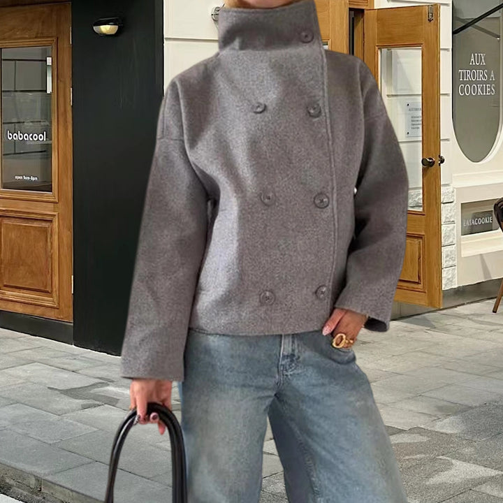 Damer oversized Cropped-jacka med hög krage och originell ärm Mirla-Eva Jonsson