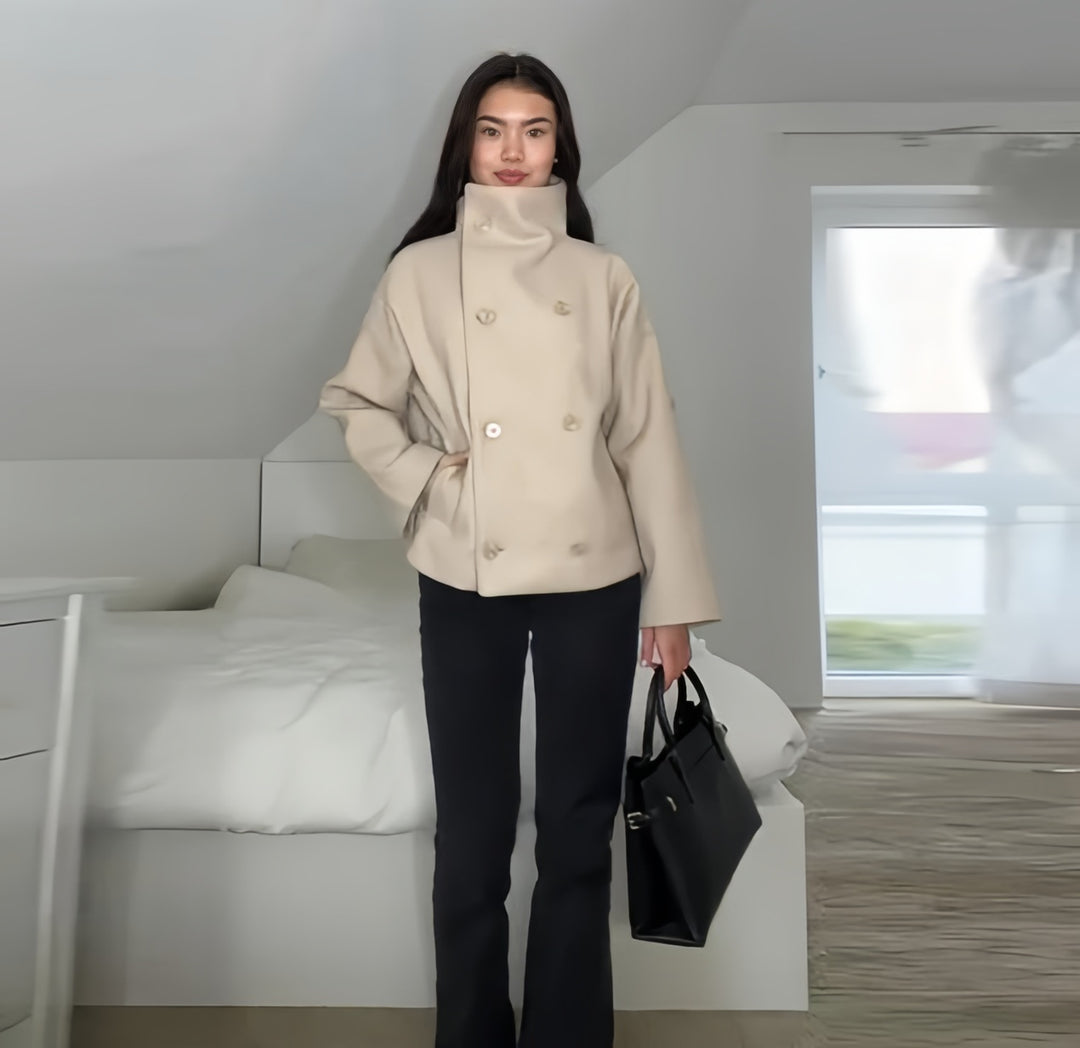 Damer oversized Cropped-jacka med hög krage och originell ärm Mirla-Eva Jonsson