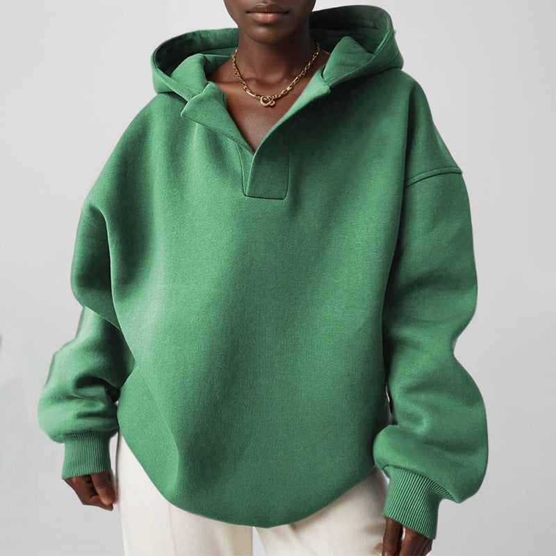 Damer oversized hoodie med innovativ krage Mirla-Eva Jonsson