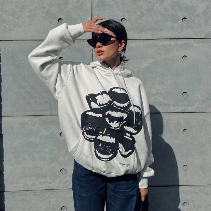 Damer oversized hoodie med kreativ grafisk tryck Mirla-Eva Jonsson