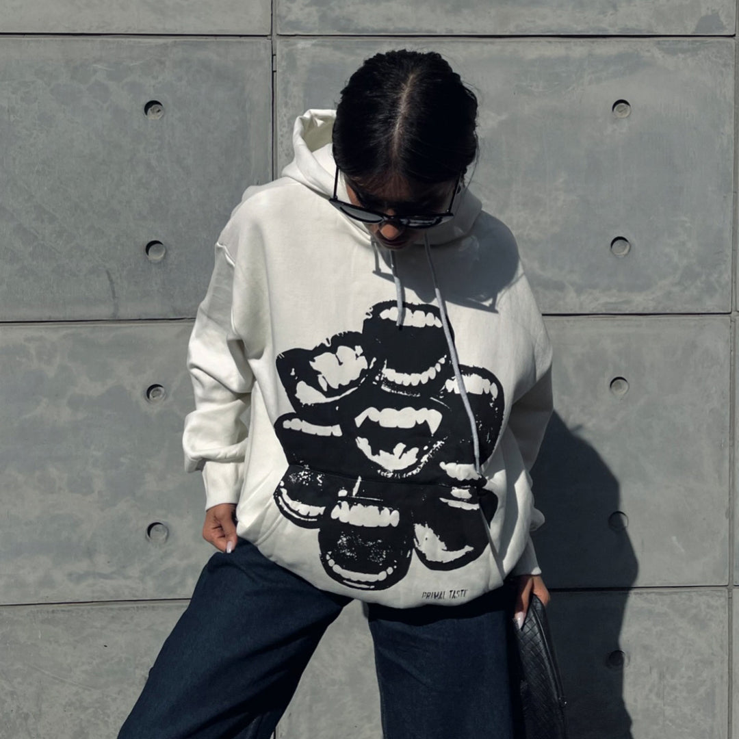 Damer oversized hoodie med kreativ grafisk tryck Mirla-Eva Jonsson
