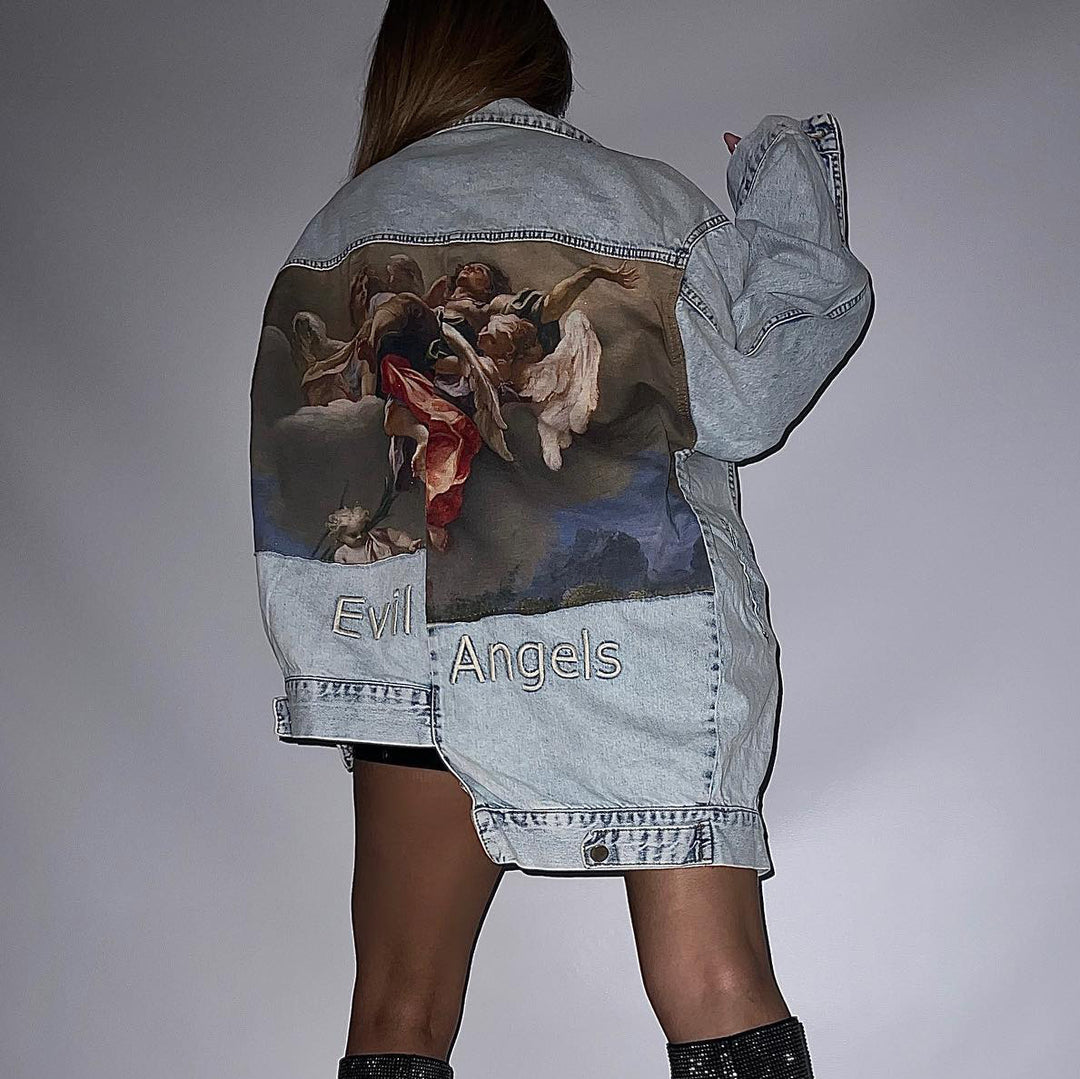 Damer oversized jeansjacka med unik konstnärstryck Mirla-Eva Jonsson