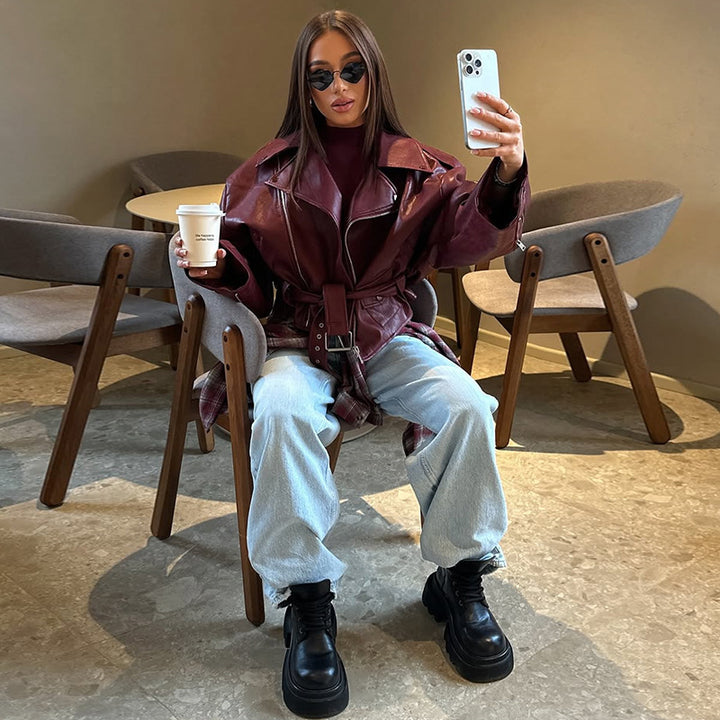 Damer oversized läderjacka med knytfransk Mirla-Eva Jonsson