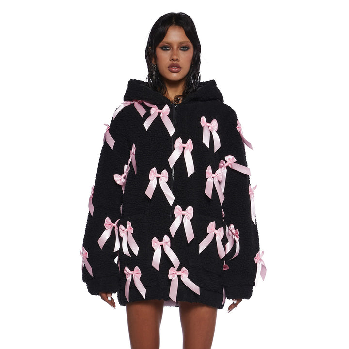Damer oversized plyschjacka med dekorativa rosetter Mirla-Eva Jonsson