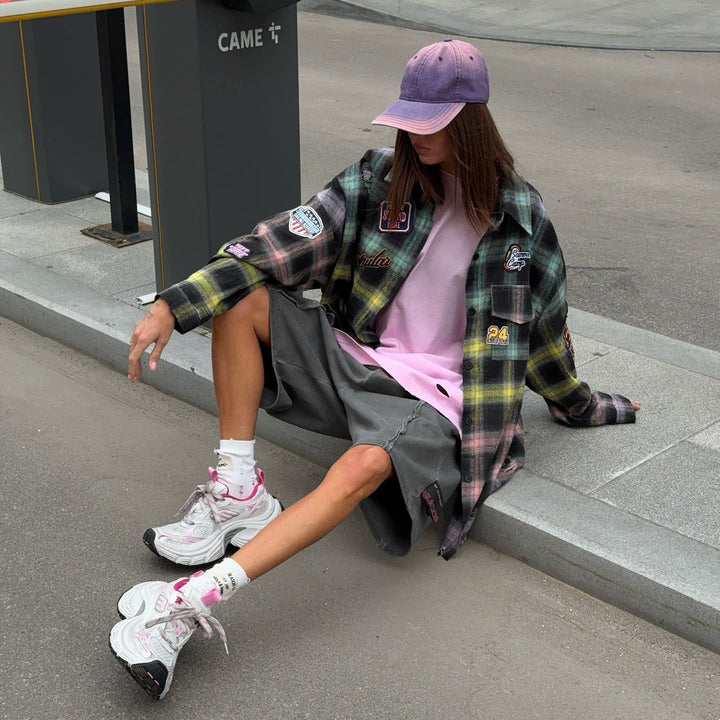 Damer oversized rutblus med unika broderidetaljer Mirla-Eva Jonsson