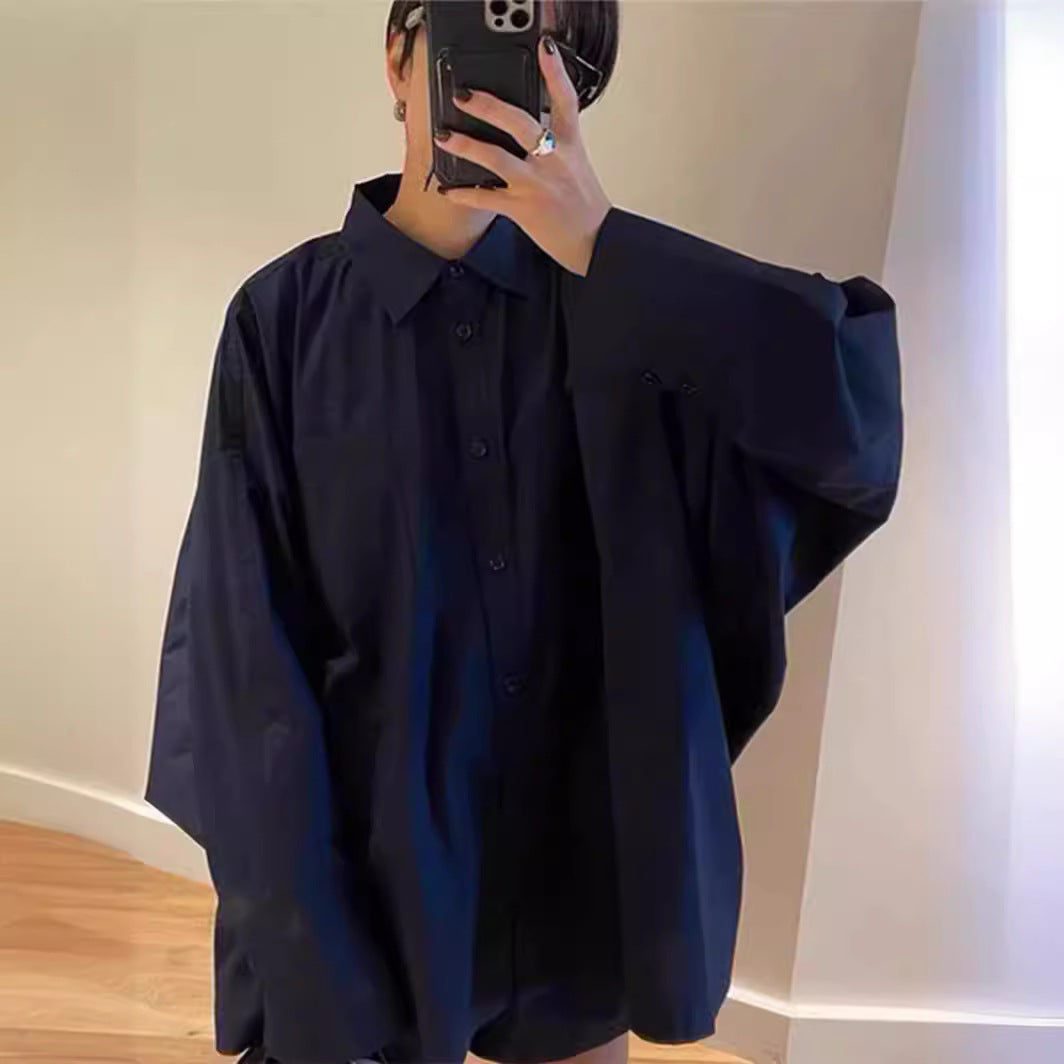 Damer oversized skjorta blus med klassisk krage och sidficka Mirla-Eva Jonsson