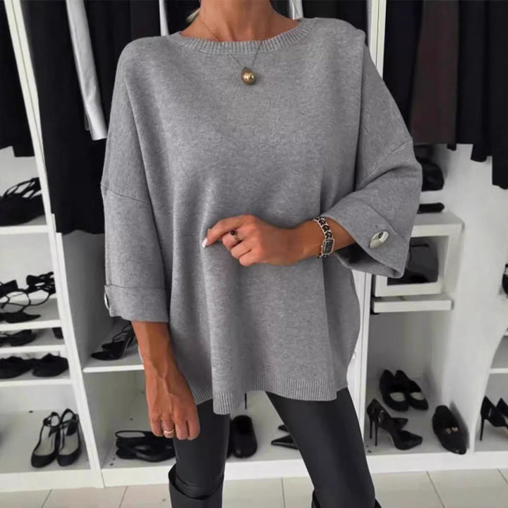 Damer oversized stickad tröja med dekorativa knappar Mirla-Eva Jonsson