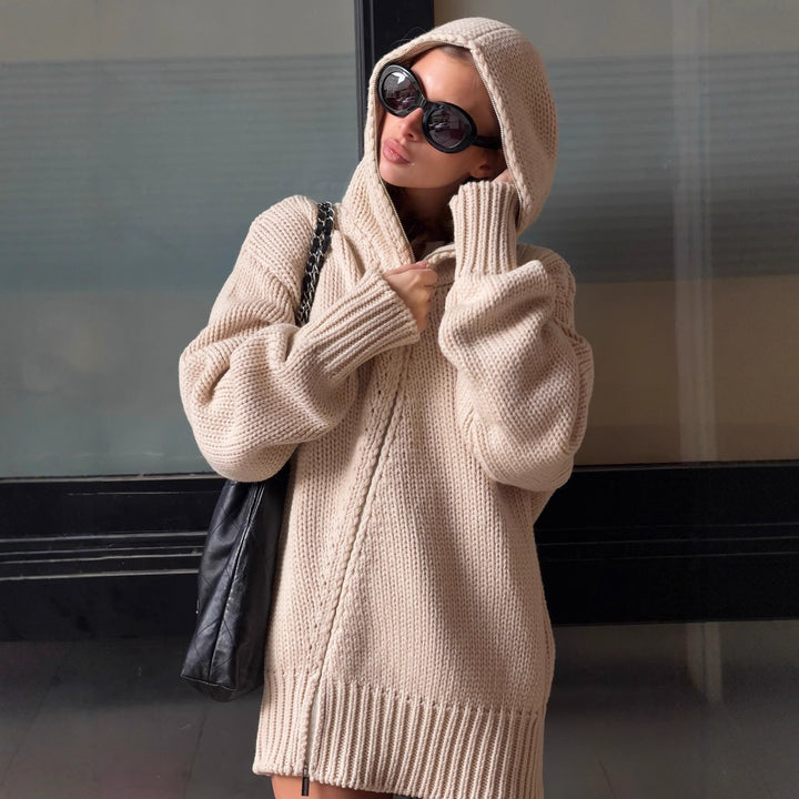 Damer oversized stickad tröja med huva och ribbad fåll Mirla-Eva Jonsson