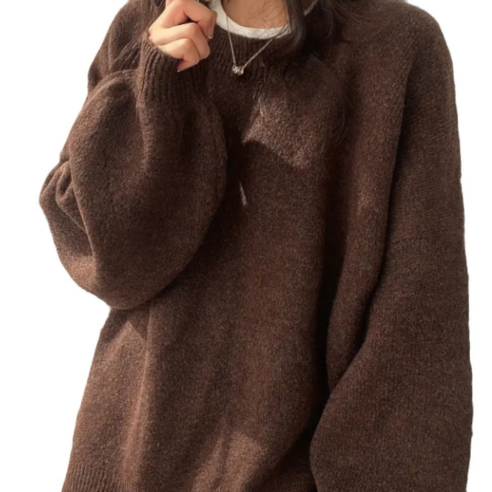 Damer oversized stickad tröja med mjukt fleece-material och moderna skäreelement Mirla-Eva Jonsson