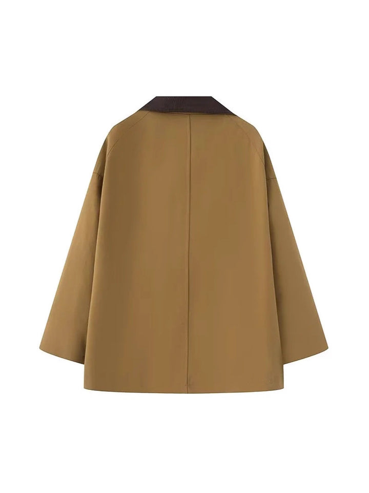 Damer oversized trenchjacka med klassisk ståkrage och praktiska fickor Mirla-Eva Jonsson