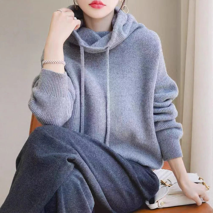 Damer oversized tröja med hög krage och avslappnad passform Mirla-Eva Jonsson